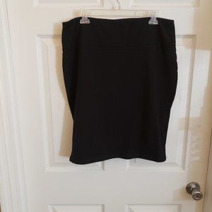 SALE! Black Bodycon Skirt 2x NWT